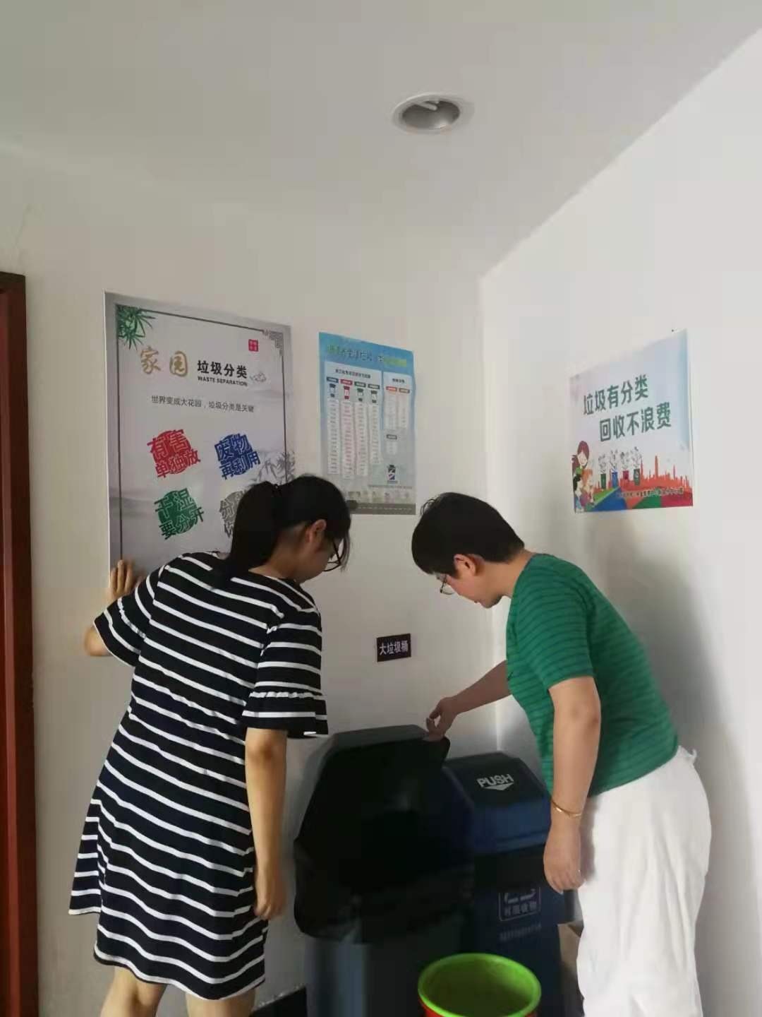最新高价回收公积金卡联系方式方法分析(最方便真实的重庆公积金回收本金是什么意思?方法)